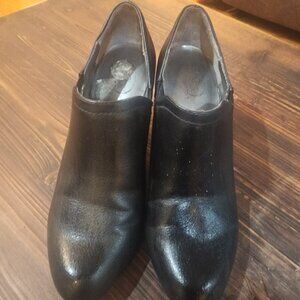 black Easy Street heels/clogs